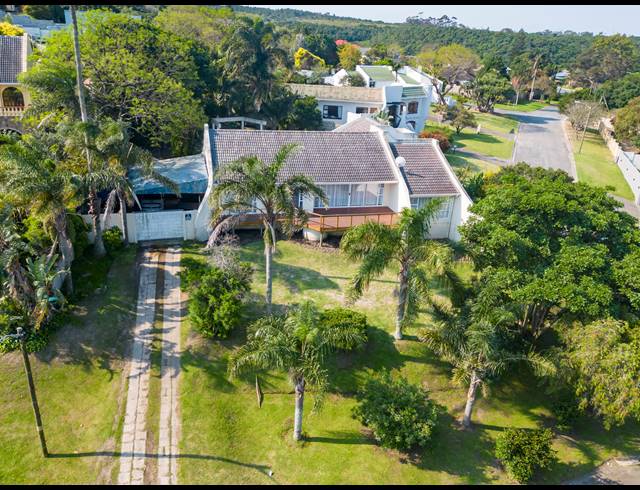 4 BEDROOM FREESTANDING FOR SALE IN BEACON BAY